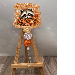 Raccoon Fall Badge Pull TheCraftNook
