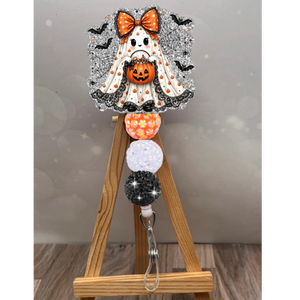 Cute Ghost Badge Pull – Glitter Lanyard Accessory TheCraftNook