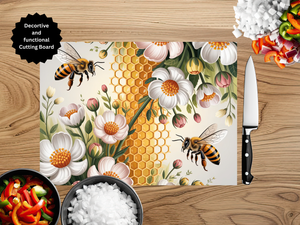 Honeybee Cutting board TheCraftNook