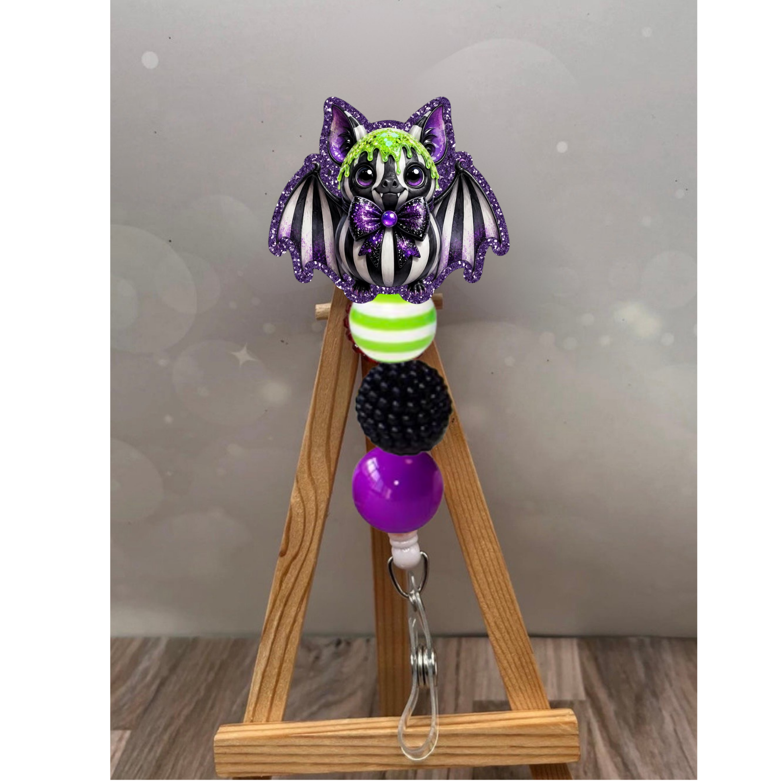 Cutesy Bat Badge Pull TheCraftNook