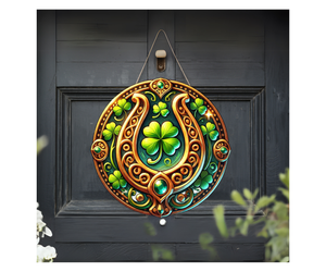 Lucky Charm Front Door Sign – St. Patrick’s Day Edition TheCraftNook
