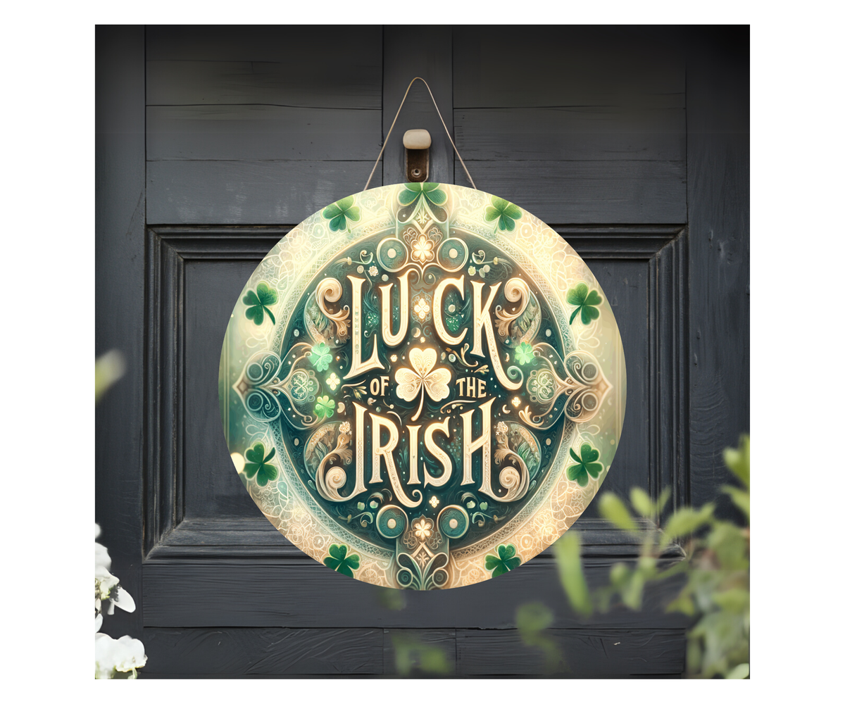 Lucky Charm Front Door Sign – St. Patrick’s Day Edition TheCraftNook