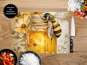 Honeybee Cutting board TheCraftNook